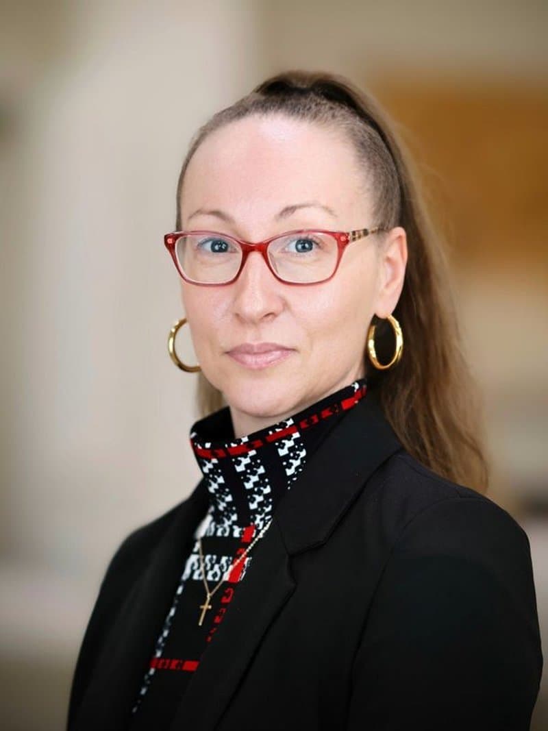 Loralee Scott